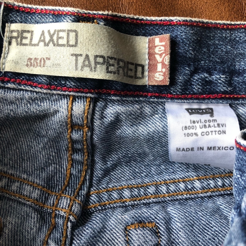 {Levi’s} 550 Hi-Rise Mom Jeans - Picture 6 of 8